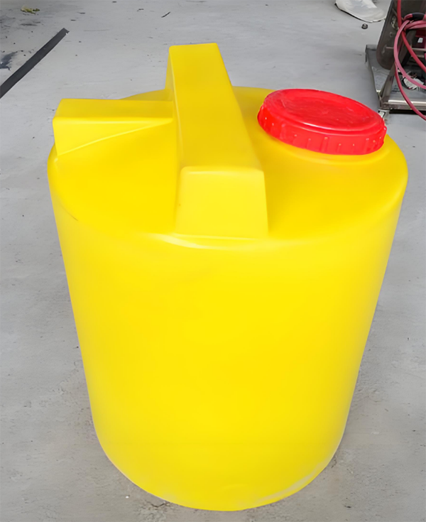 雄关区加药桶 雄关区加药桶