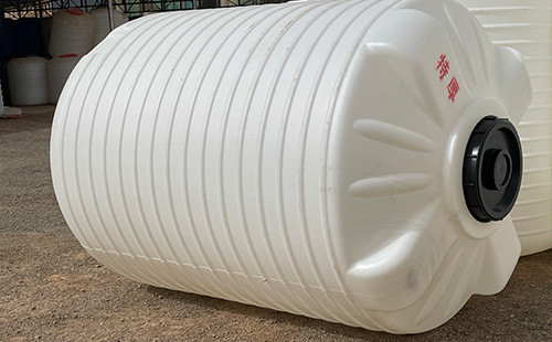 助力环保新里程，万科华洁雄关区塑料桶在各行各业中的应用