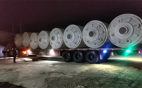 雄关区锥底桶交付现场